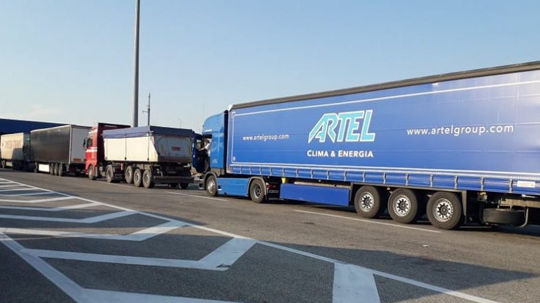 AMSS: Kamioni čekaju samo na prelazima sa Hrvatskom, najduže tri sata 1