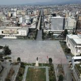 Albanija uvodi strože mere, dozvola za odlazak u kupovinu 3
