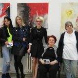 Dame sa štafelajom 6