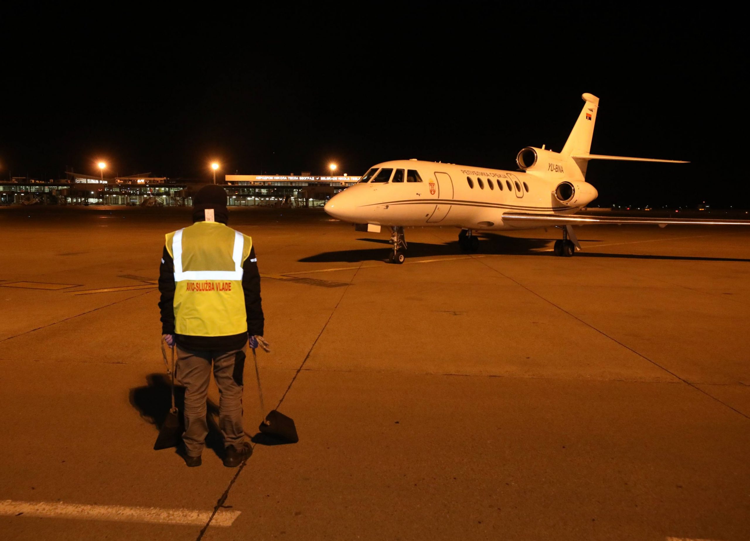 Čen Bo: Stručnjaci sa prve linije fronta stigli u Evropu na novo ratište 1