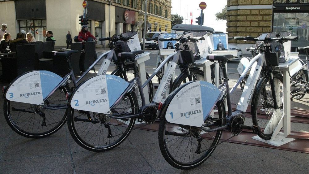 U Rijeci predstavljen sistem javnih električnih bicikala 1
