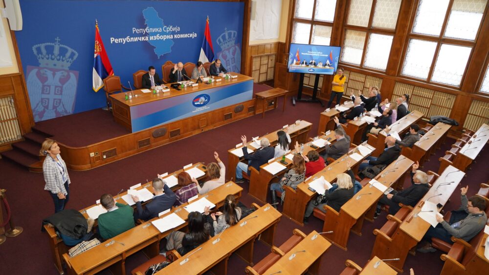 Poništeni izbori na biračkom mestu u Velikom Trnovcu 13
