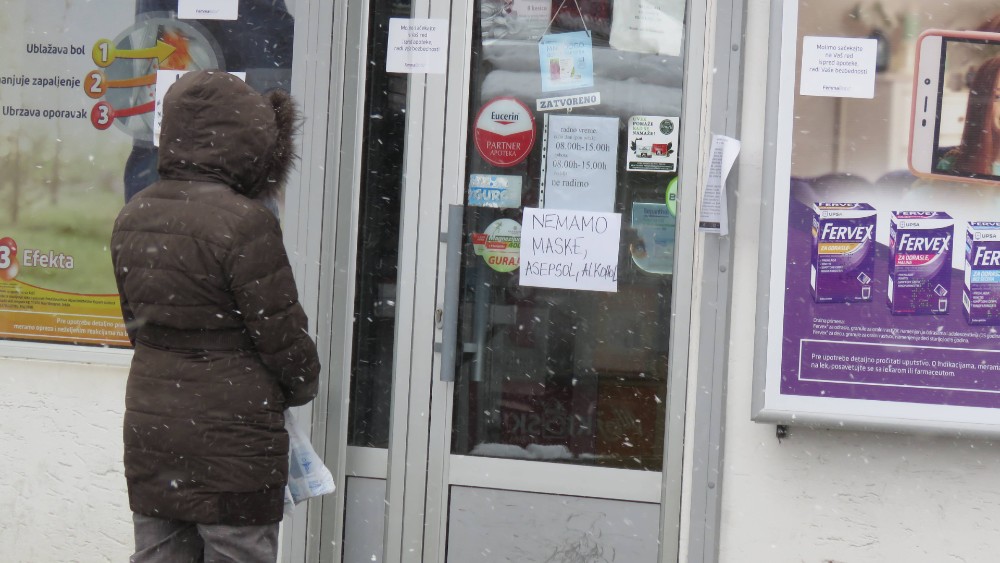Još 7.818 novoobolelih, 57 osoba preminulo, na respiratorima 289 1
