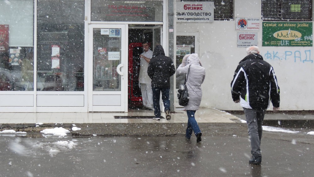 Udruženje privrednika Srbije: Zbog paprenih naknada skidaju se reklame sa fasada firmi u Beogradu 1