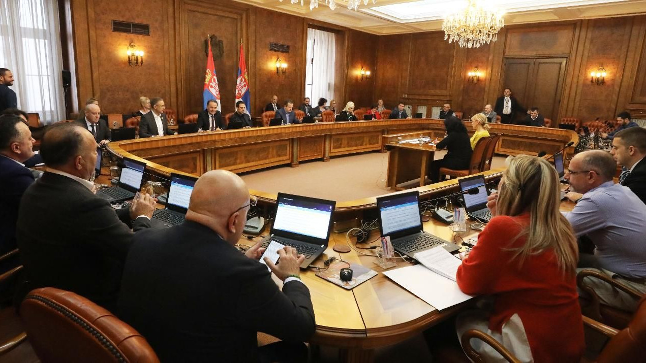 Socijalno–ekonomski savet podržao mere Vlade Srbije u borbi protiv virusa COVID-19 1