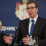 Obraćanje Vučića javnosti nakon sastanka sa Kriznim štabovima 2. aprila 11