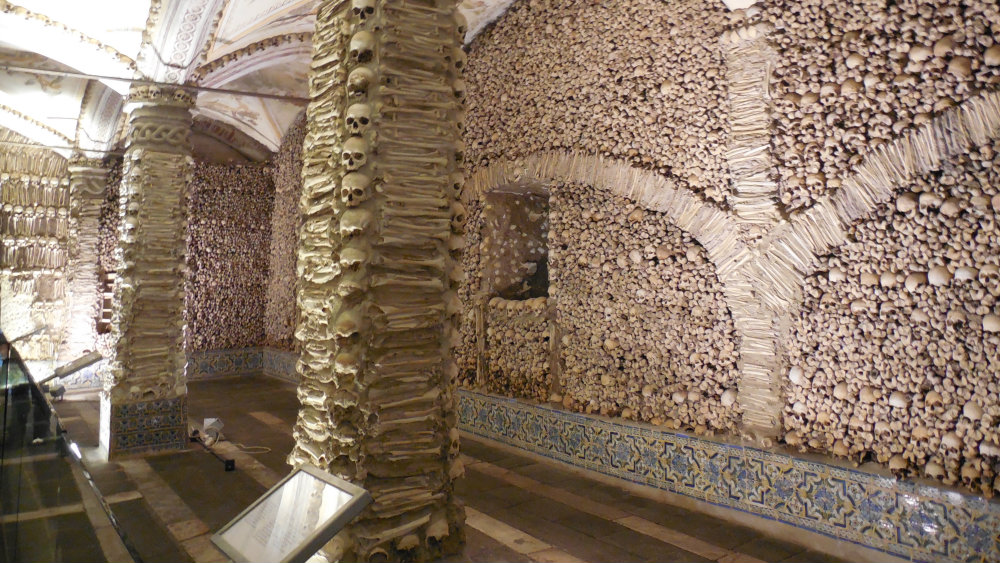 Portugal: Meditacija u kapeli od kostiju 1