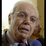 Preminuo Havijer Peres de Kueljar 13