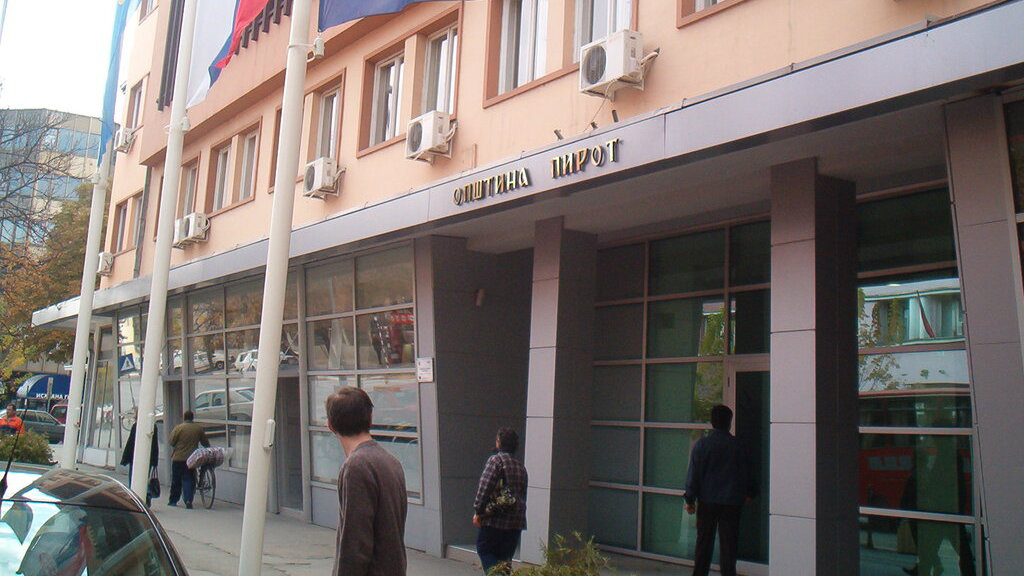 Kako se odvija glasanje u Pirotskom okrugu 1