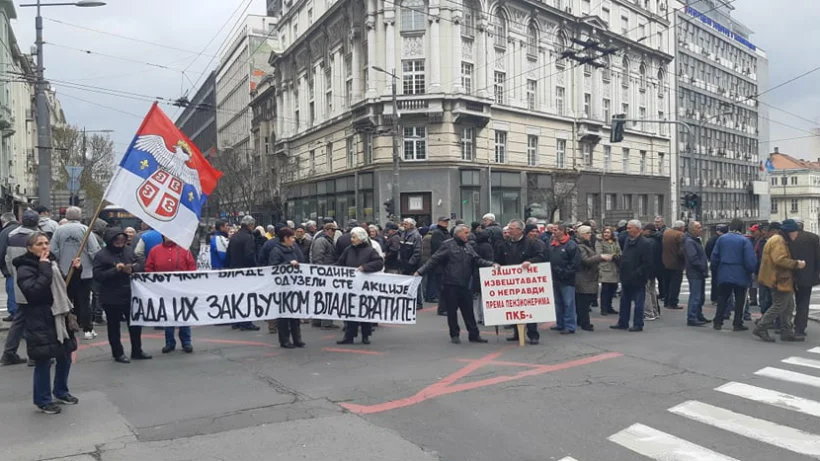 Penzioneri i bivši radnici PKB opet blokirali saobraćaj u Beogradu 1
