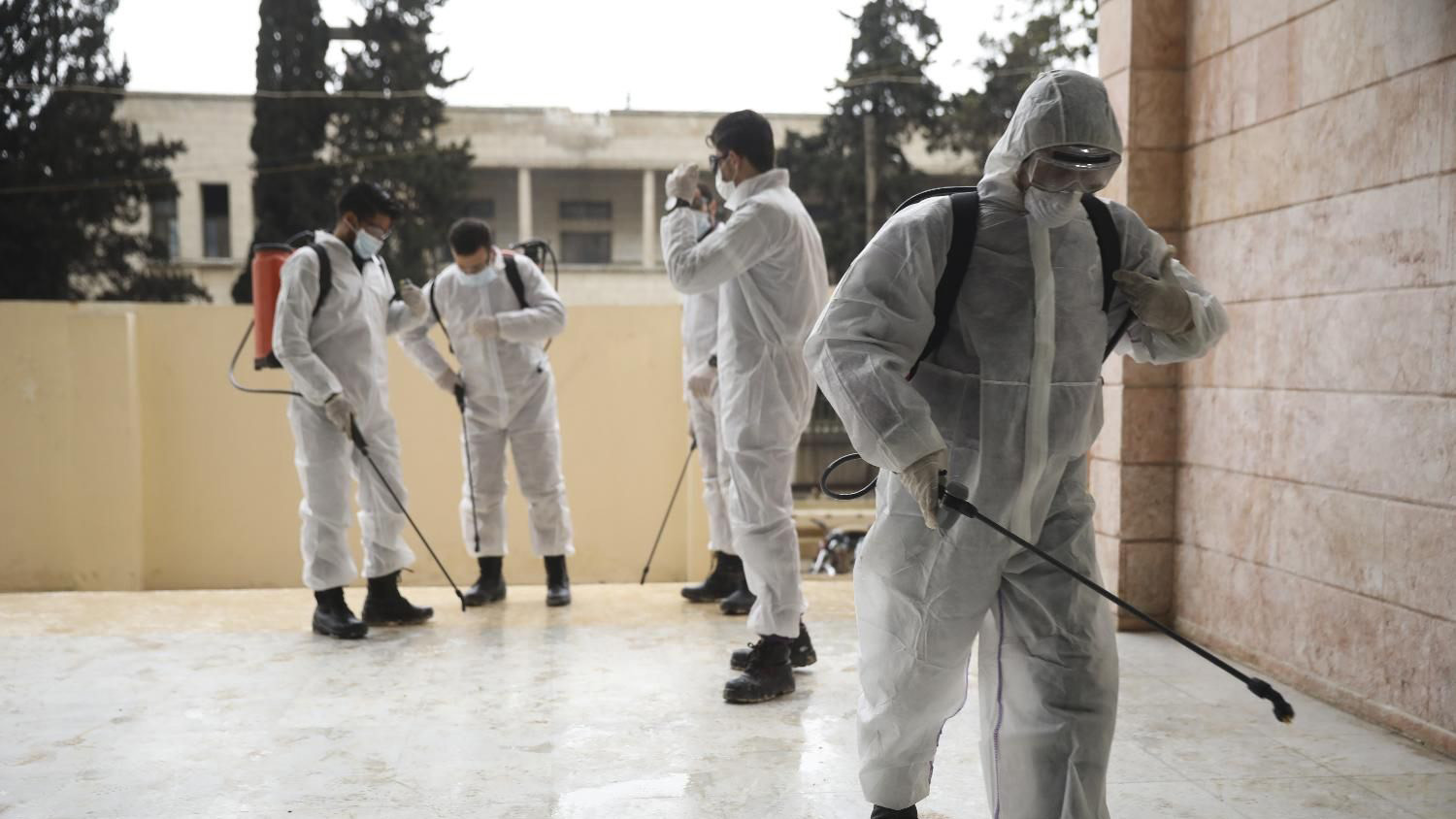 Više od milijardu ljudi u izolaciji zbog korona virusa 1