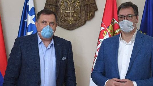 Sastali se Vučić i Dodik, slikali se sa maskama protiv korona virusa 1