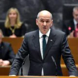 Slovenačkoj vladi izglasano poverenje 11