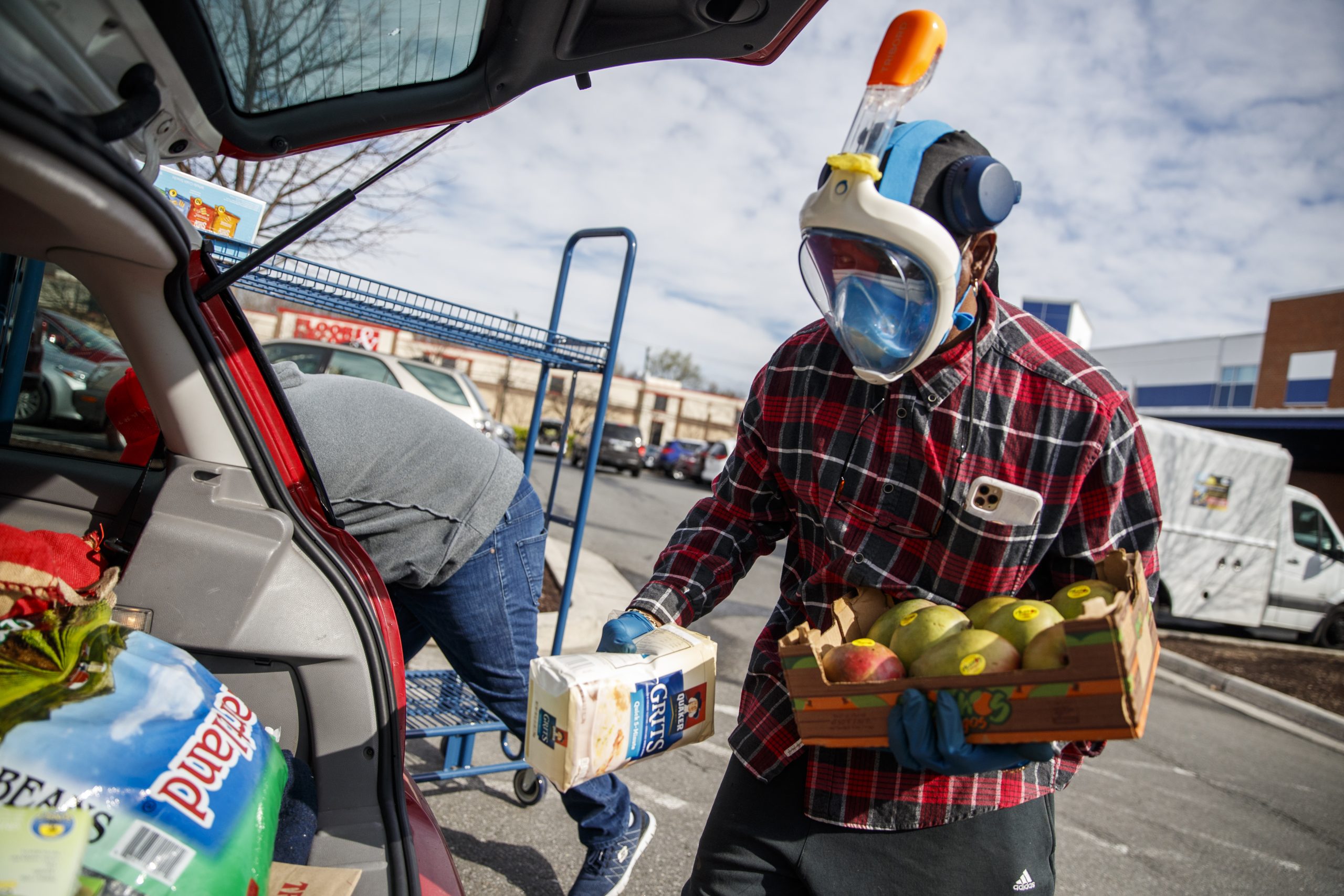 Italijanski lekar i inženjeri pretvorili maske za ronjenje u zdravstvenu opremu 1