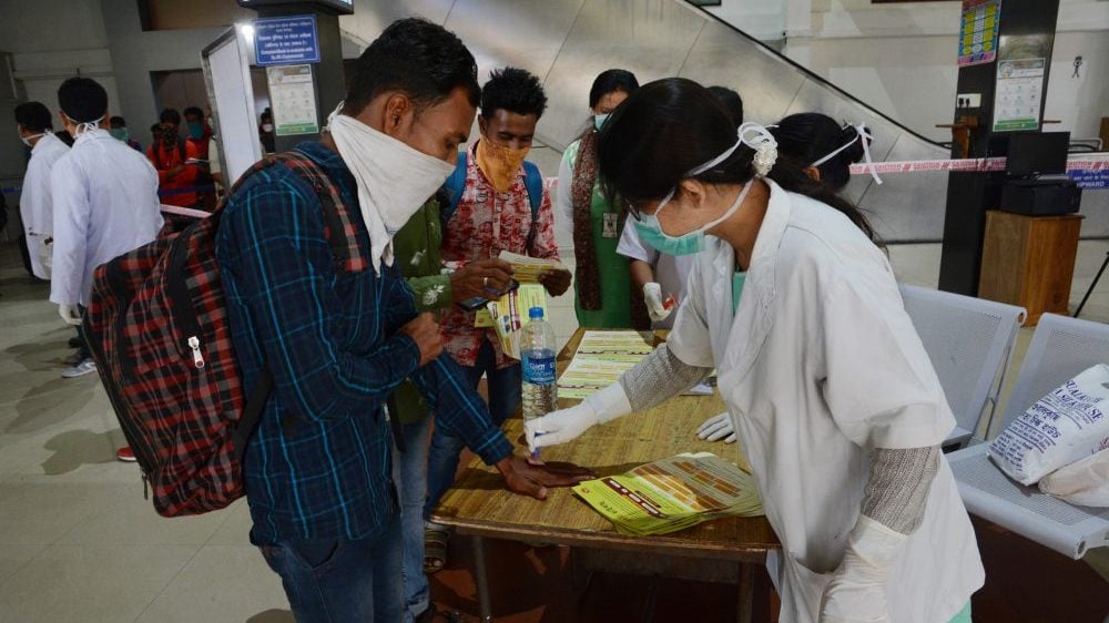 Indija sa preko 20.000 novozaraženih korona virusom ponovo zabeležila dnevni rekord 1