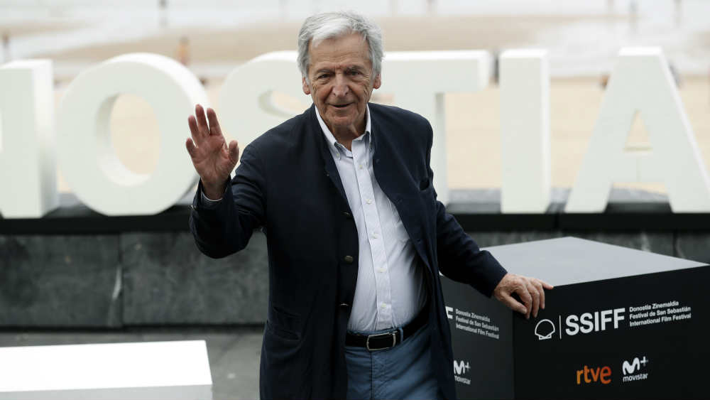 Uručenje Beogradskog pobednika Kosti Gavrasu 1