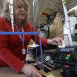 Više od tri miliona Amerikanaca prijavilo se za naknadu za nezaposlene 1