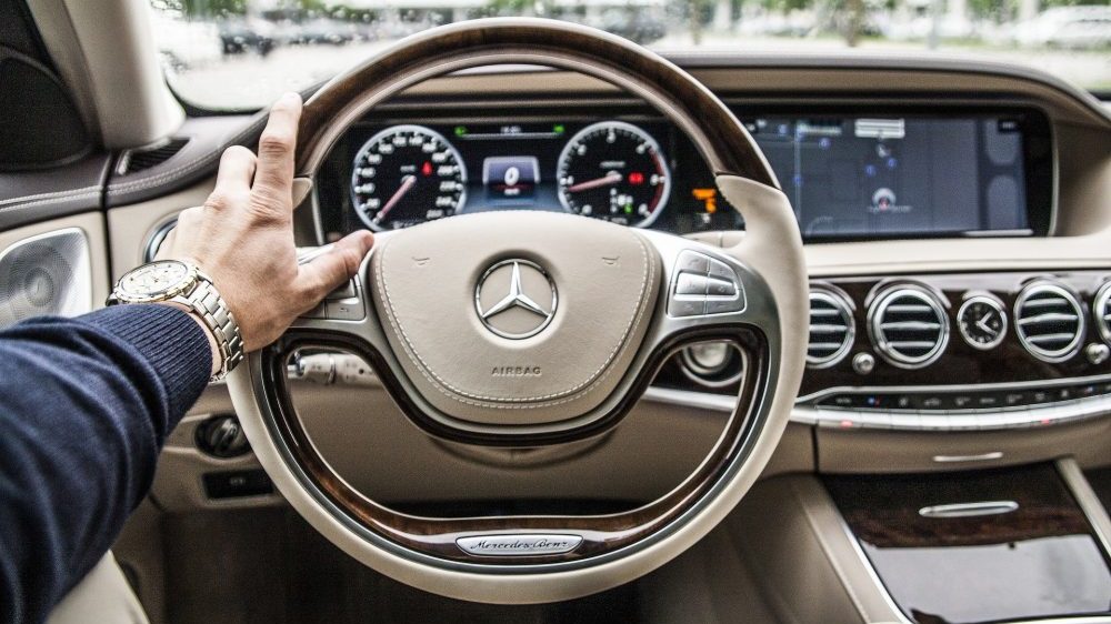 Mercedes povlači gotovo milion automobila 1