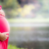 Mame su zakon: Obeštećenje za žene koje su na porodiljskom primale manje od minimalca 3