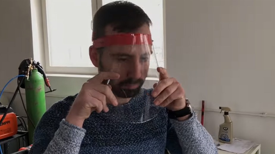 Kako napraviti štitnik za lice? (VIDEO) 1