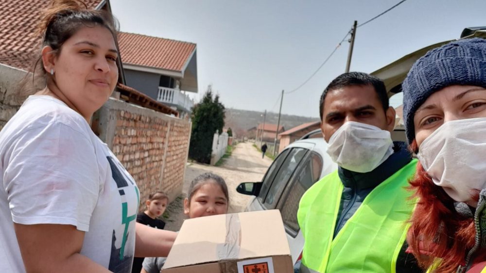 Volonteri delili pomoć socijalno ugroženima u Kostolcu 1