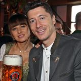 Levandovski i supruga donirali milion evra za borbu protiv korona virusa 12