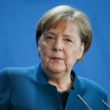 Merkel osudila "sramotne slike" incidenta u Rajhstagu 3
