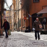 U Švedskoj broj umrlih od korona virusa prešao 3.000 13