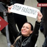 Novinarki Nova S Ani Lalić probušili gumu na automobilu 4