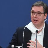Vučić ipak ne ide u samoizolaciju, u petak u Nišu uručuje respiratore 3
