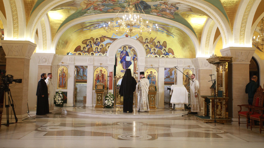 Mitropolija: Bez polaganja badnjaka, na Božić po nekoliko liturgija 1