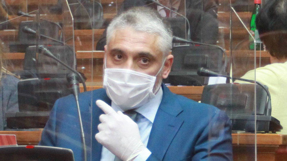 Jovanović: Lupanjem se beži od izbora 1