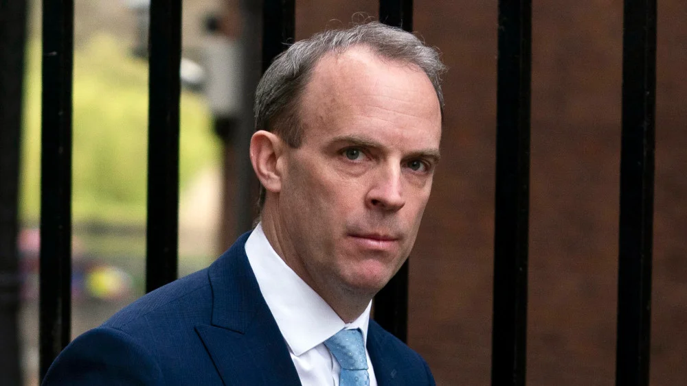 Dominik Rab: Džonsonova zamena 1