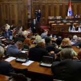Skupština Srbije izmenila Zakon o lokalnim izborima, potpise overavaju i lokalne uprave 8