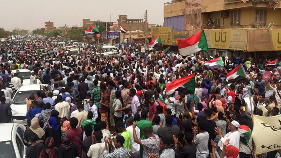 Sudanese protestors chant slogans demanding civilian rule on 30 June, 2019 during a rally in Khartoum.