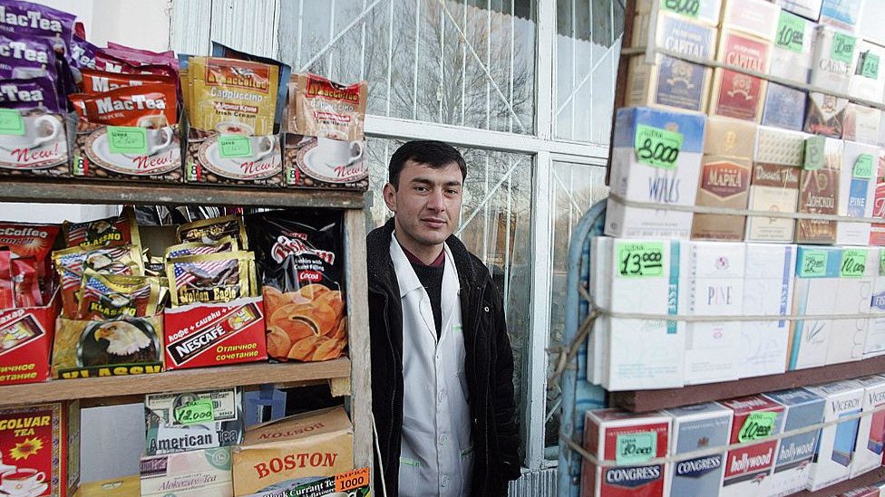 Korona virus: Da li u Turkmenistanu zaista nema zaraženih 4 prodavec v Ašhabade