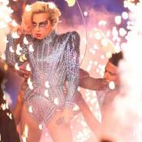 Korona virus i koncert: Rolingtosnci i Bili Ajliš uživo od kuće 3