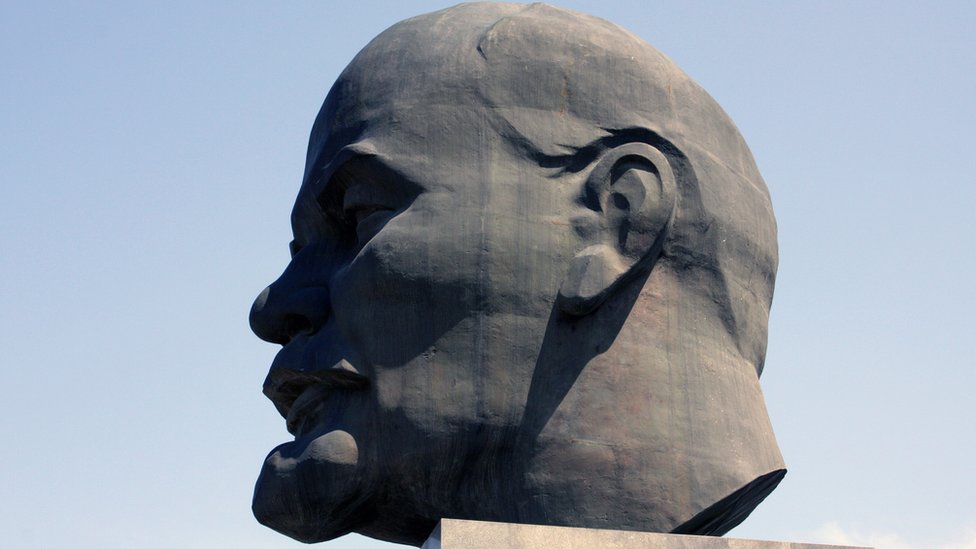 Lenjin i Jugoslavija: Ko je bio Vladimir Iljič i kako je uticao na Tita i samoupravni socijalizam 1 Lenjinova bista