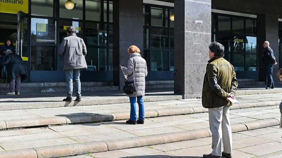 Korona virus: Kako će Kovid-19 virus promeniti svet 5 Postoji nada da će se život vratiti u normalu kada se ukinu restrikcije uvedene u cilju sprečavanja širenja koronavirusa, ali to se možda i neće desiti