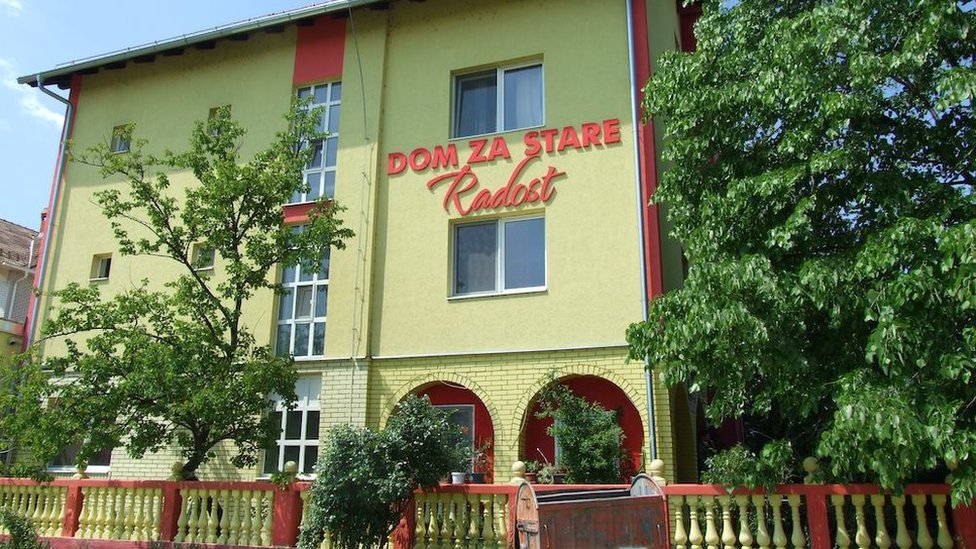 Korona virus: Srbija i za prvomajske praznike u blokadi, sve više zemalja najavljuje popuštanje mera u maju, Boris Džonson se vraća na posao 3 Dom za stare "Radost" u Negotinu