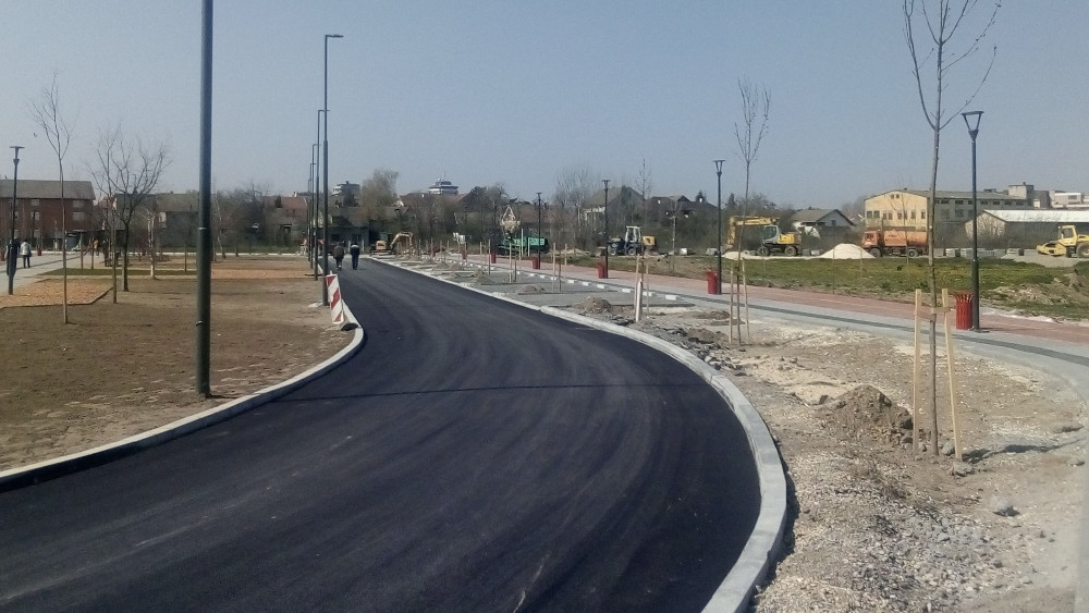 Asfaltom do Starog grada 1