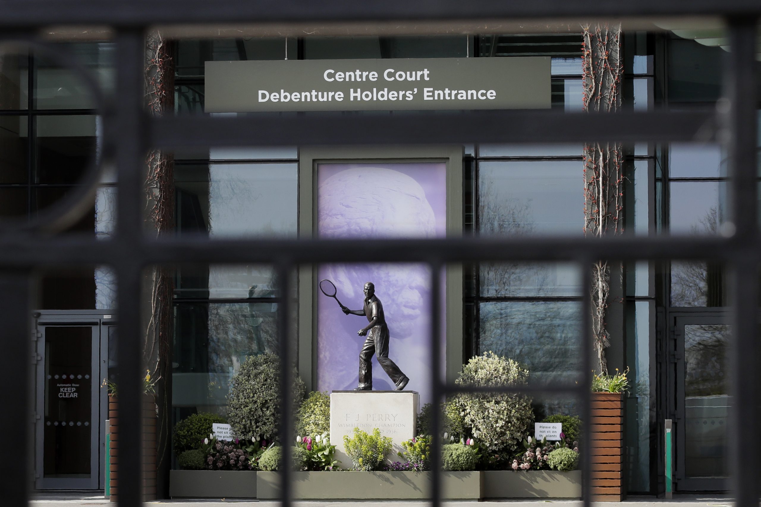 Vimbldon: Razočarani smo, ali ostajemo pri odluci 1