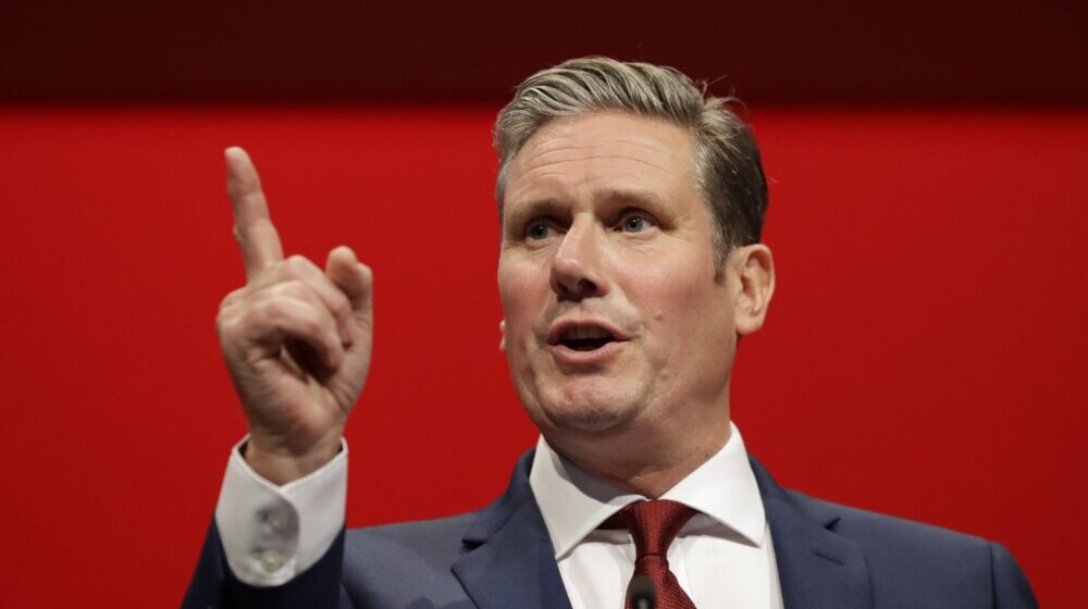 Šta je u svom prvom govoru kao britanski premijer poručio Kir Starmer? 1