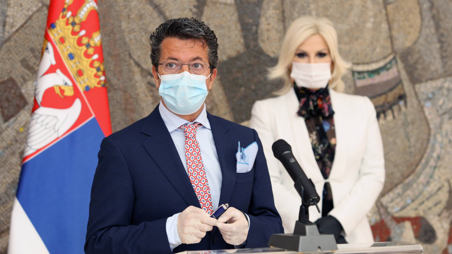 Mihajlović: Pokrenućemo inicijativu da se nasilje nad devojčicama i ženama prijavljuje onlajn 1