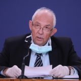 Antisemitski grafit u kom se pominje dr Kon ispisan u Novom Sadu 1