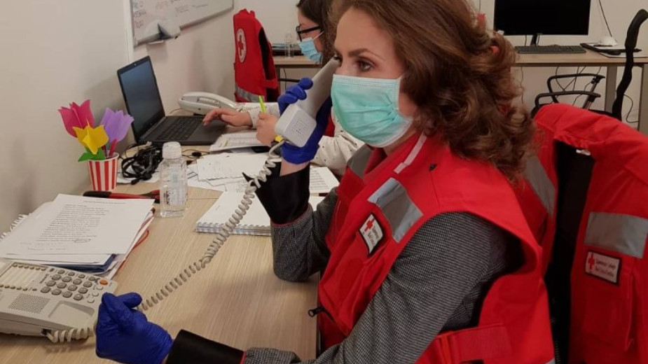 Među volonterima Crvenog krsta i košarkaši, glumci, Poverenica za zaštitu ravnopravnosti (VIDEO) 1