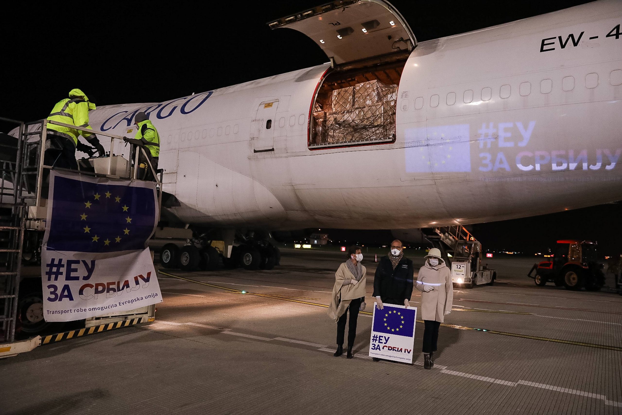 UNDP u saradnji s EU dopremio u Srbiju više od 3.000 kubnih metara medicinske opreme 1