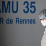 Francuska zvanično zabranila hidroksihlorokin za lečenje Kovida-19 4