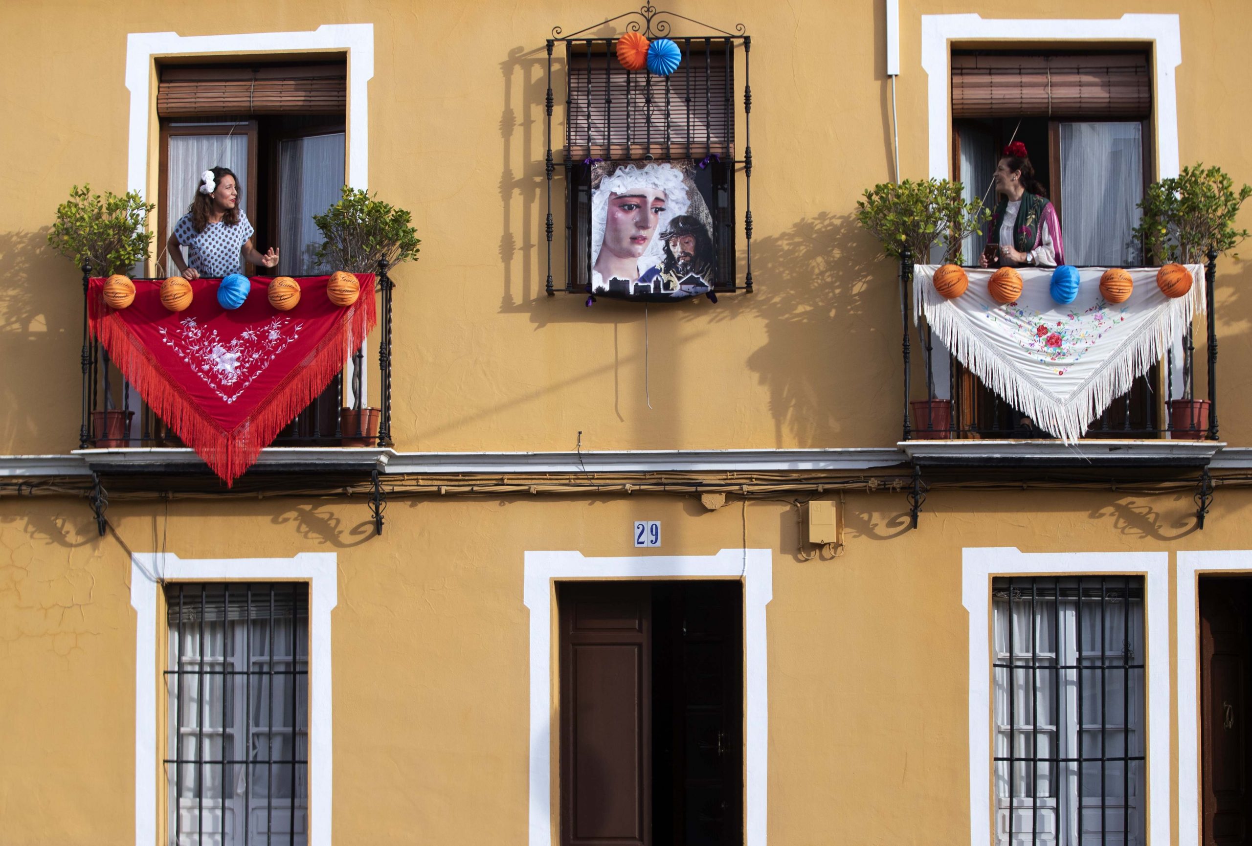 Španija umanjila broj mrtvih od korona virusa za oko 2.000 1