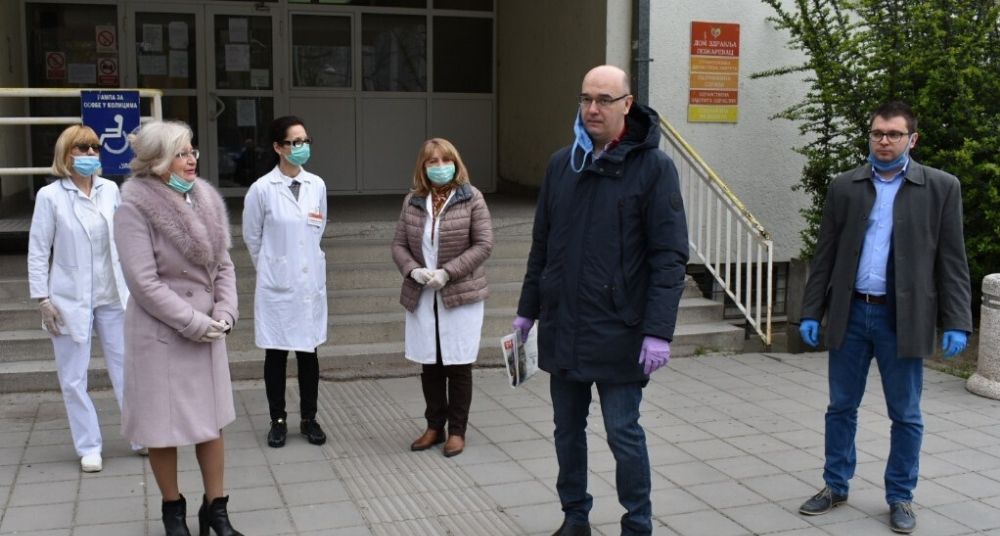 Domu zdravlja u Požarevcu donirana medicinska i zaštitna oprema 1 Domu zdravlja u Požarevcu donirana medicinska i zaštitna oprema 1